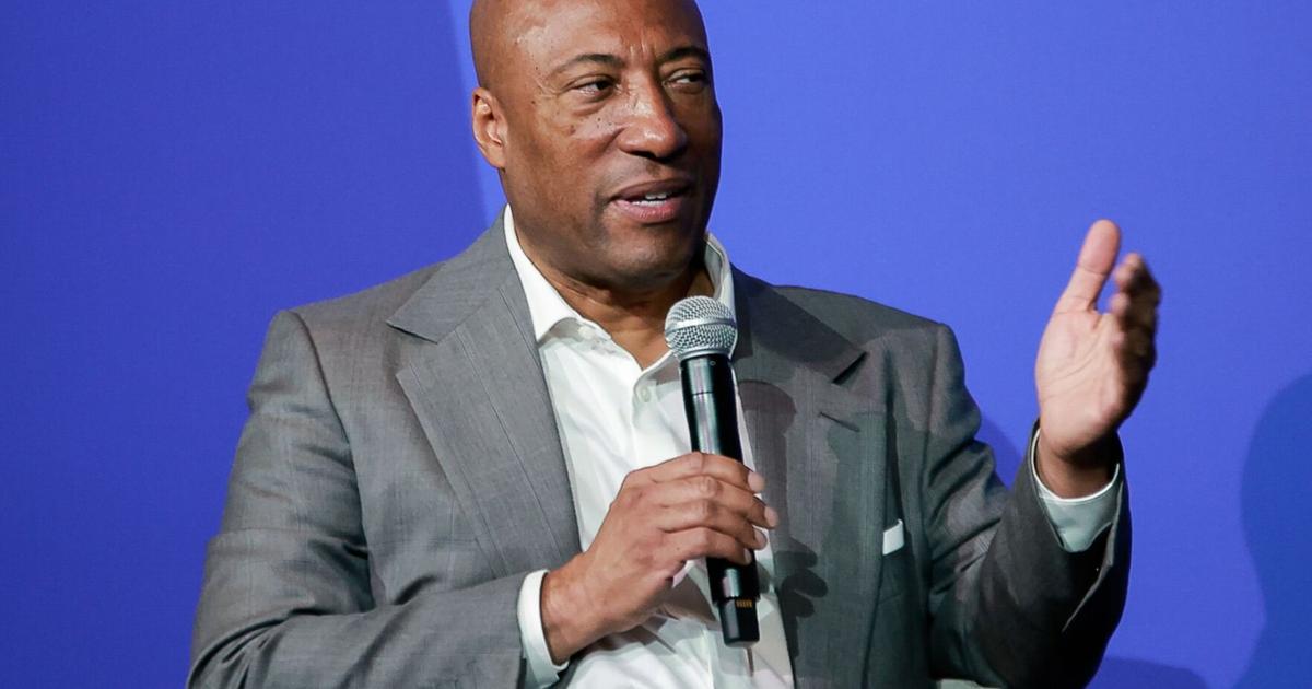 Meet Byron Allen, the comic media mogul who’s taking over CBS late night | Entertainment