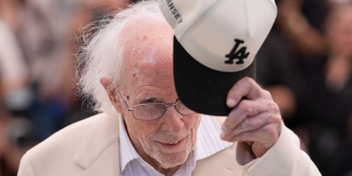 Bruce Dern takes a bow at the Cannes Film Festival with a new documentary on his life